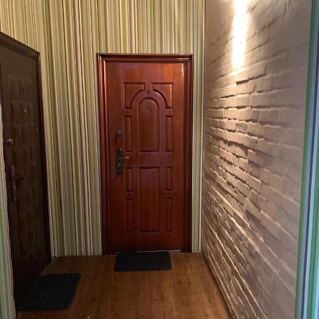 Apartament On Chernihivska Киев Екстериор снимка