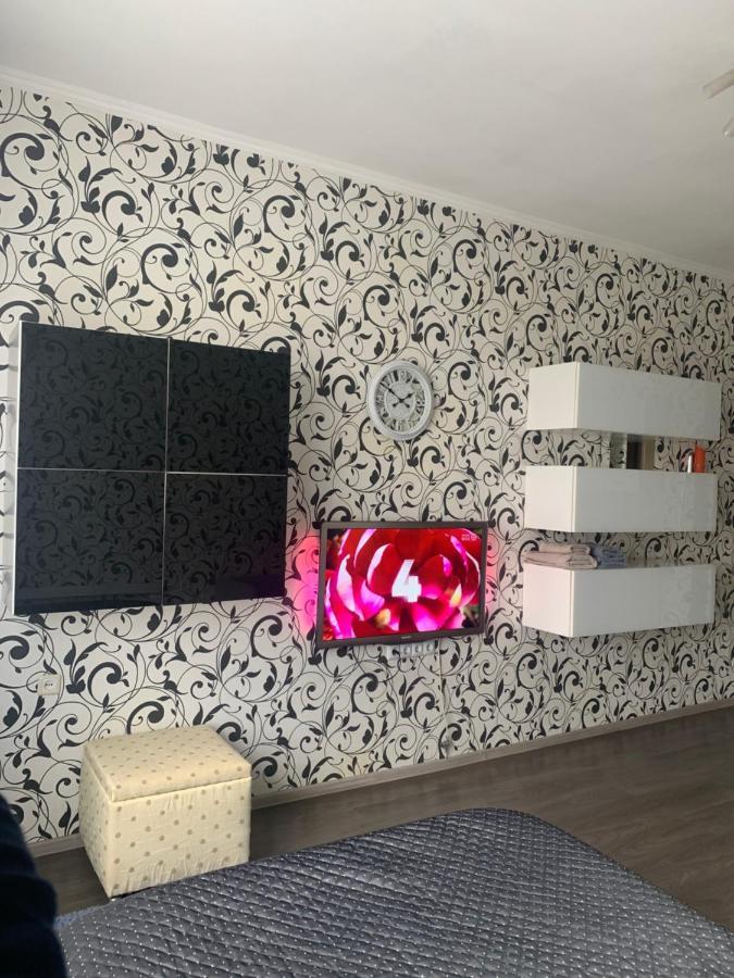 Apartament On Chernihivska Киев Екстериор снимка
